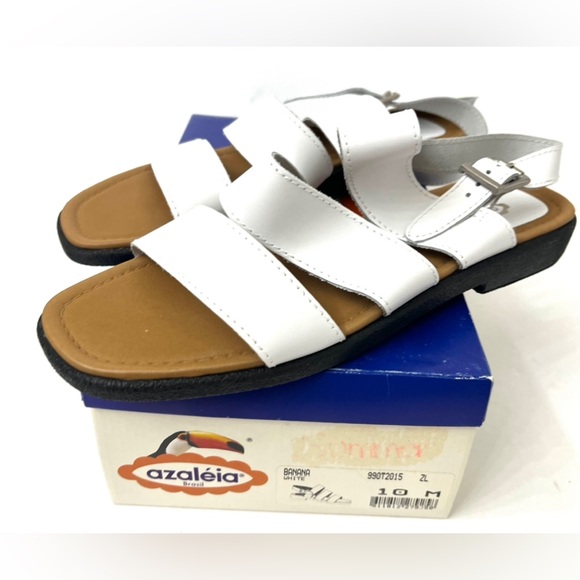 🤍NEW Azaleia Women’s White Leather Sandals - 10 - Picture 1 of 8